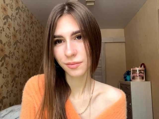 AshantiBadolato – webcam model profile photo