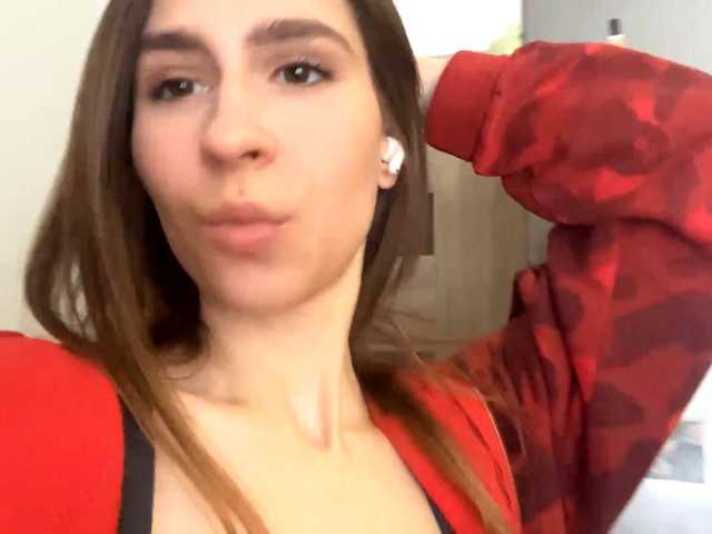 AshantiBadolato's BongaCams show and profile