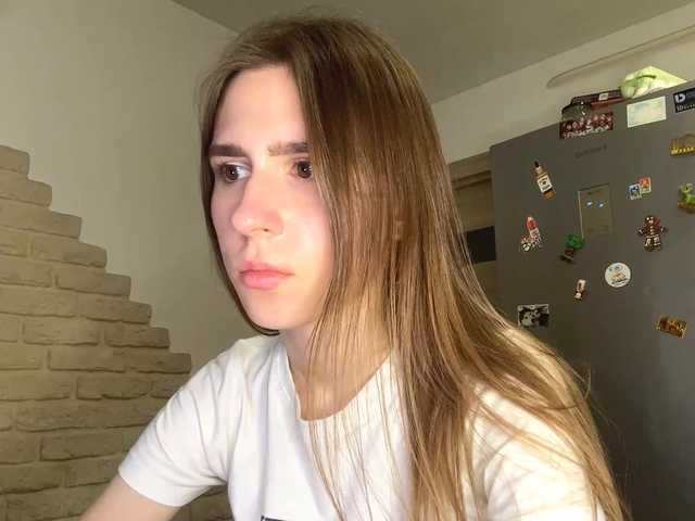 AshantiBadolato's BongaCams show and profile