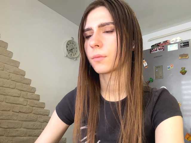 AshantiBadolato's BongaCams show and profile