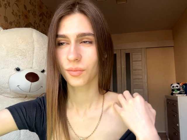 AshantiBadolato's BongaCams show and profile