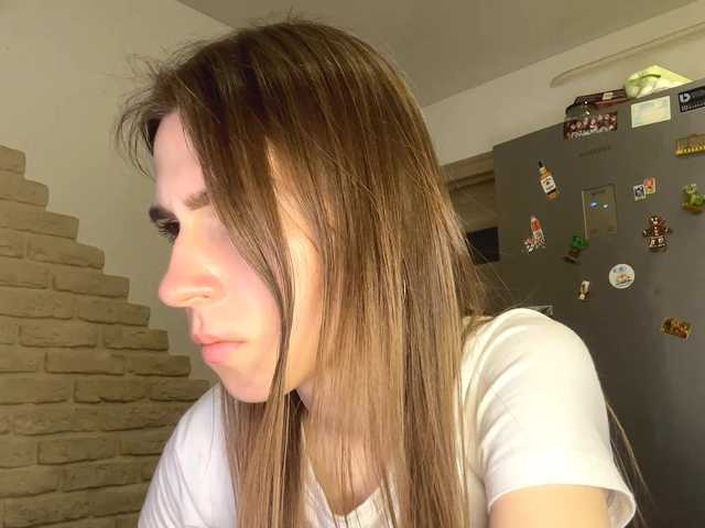 AshantiBadolato's BongaCams show and profile