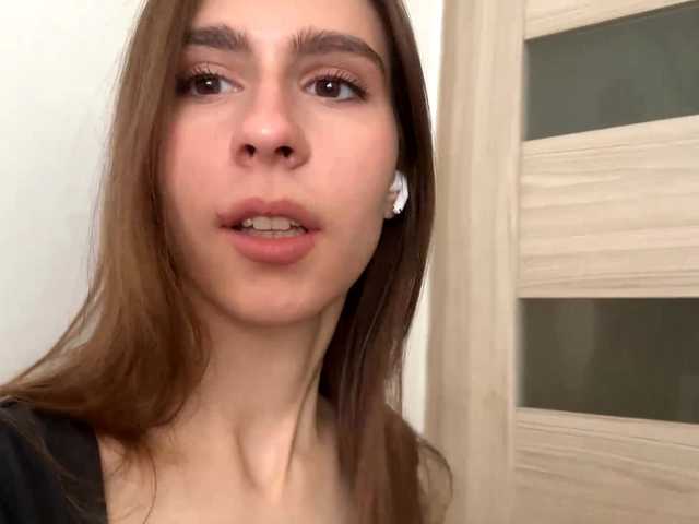 AshantiBadolato's BongaCams show and profile