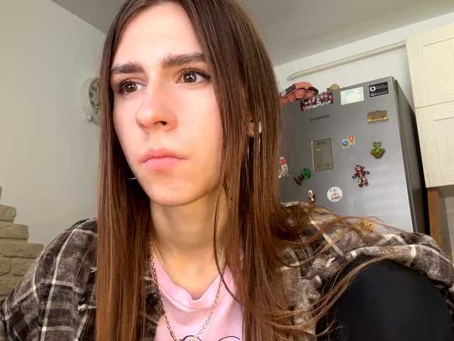 AshantiBadolato's BongaCams show and profile