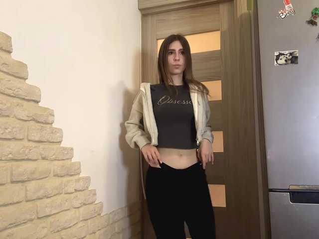 AshantiBadolato's BongaCams show and profile
