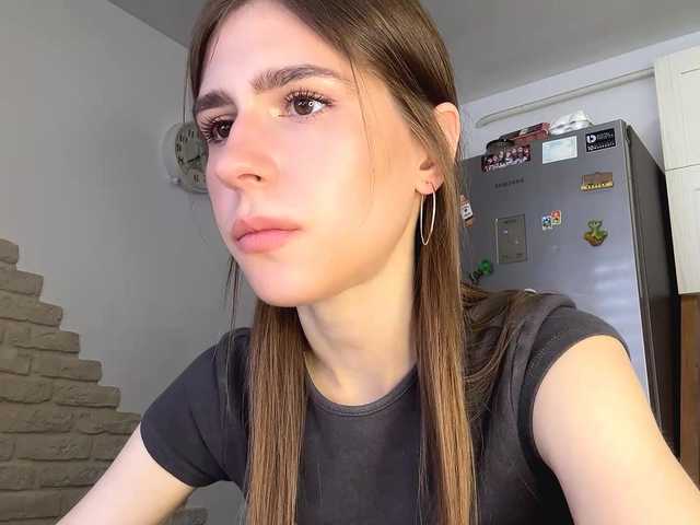 AshantiBadolato's BongaCams show and profile