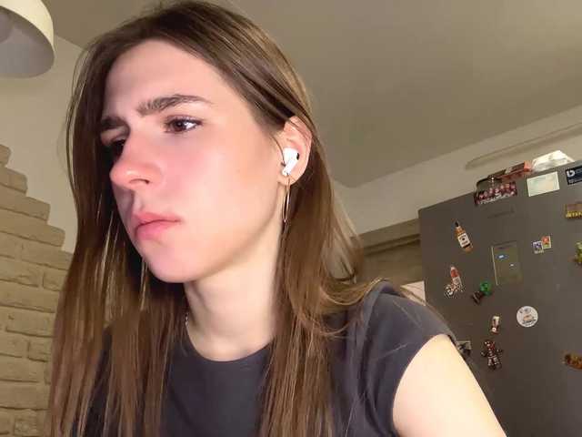 AshantiBadolato's BongaCams show and profile