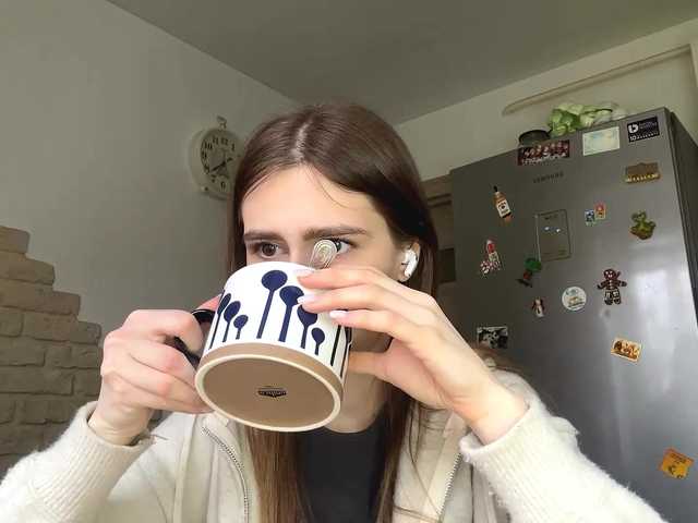 AshantiBadolato's BongaCams show and profile