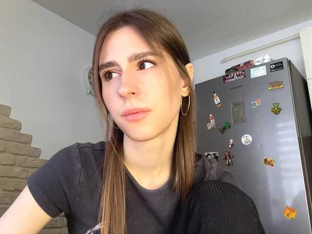 AshantiBadolato's BongaCams show and profile