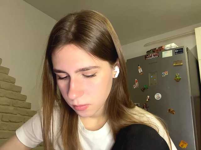 AshantiBadolato's BongaCams show and profile