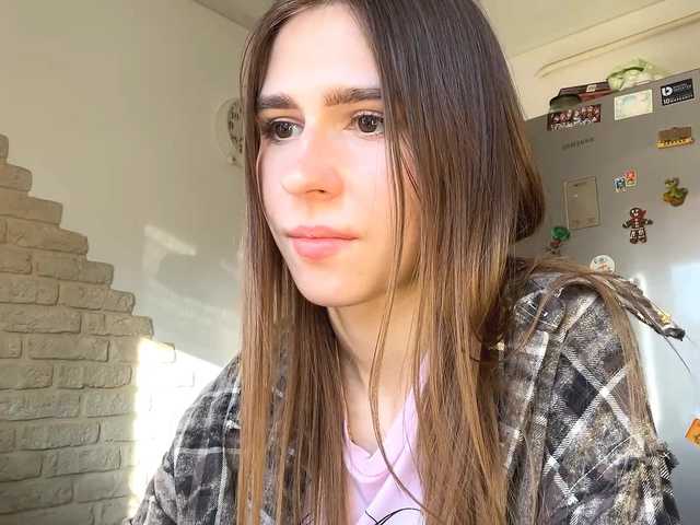 AshantiBadolato's BongaCams show and profile