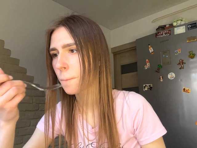 AshantiBadolato's BongaCams show and profile