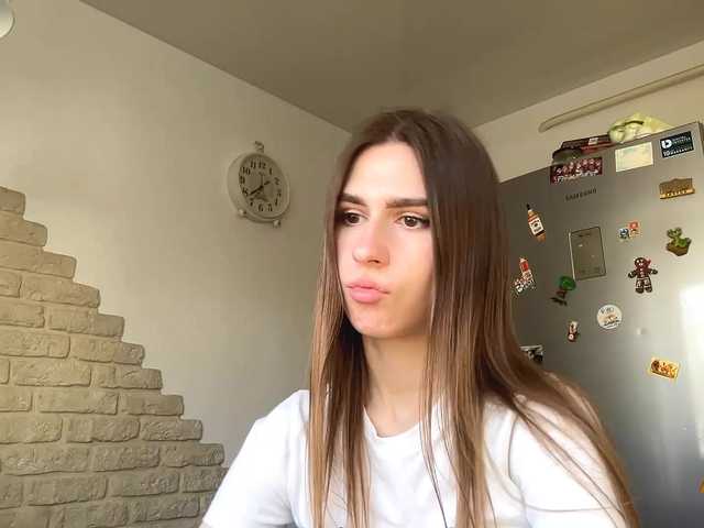 AshantiBadolato's BongaCams show and profile