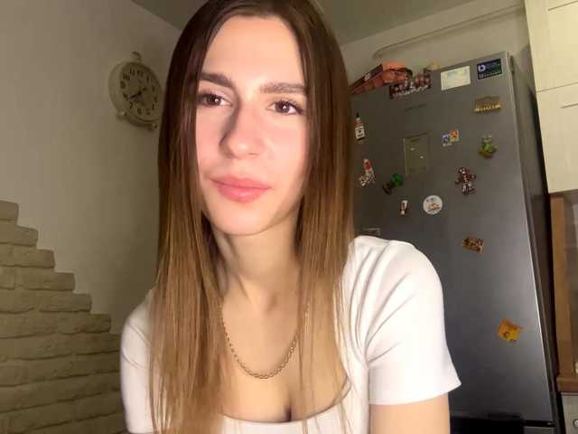 AshantiBadolato's BongaCams show and profile