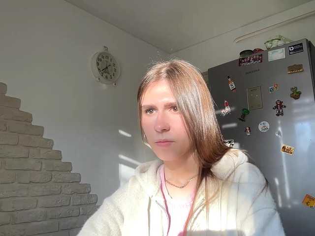 AshantiBadolato's BongaCams show and profile