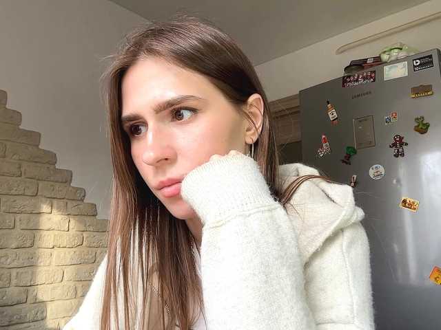 AshantiBadolato's BongaCams show and profile