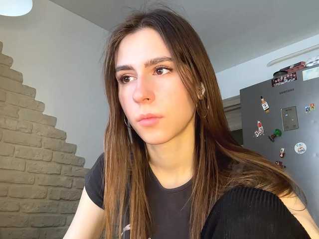 AshantiBadolato's BongaCams show and profile