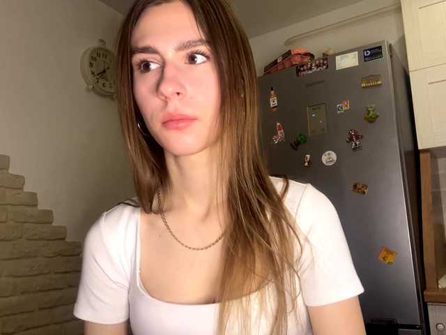 AshantiBadolato's BongaCams show and profile