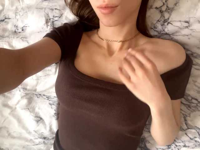 AshantiBadolato's BongaCams show and profile