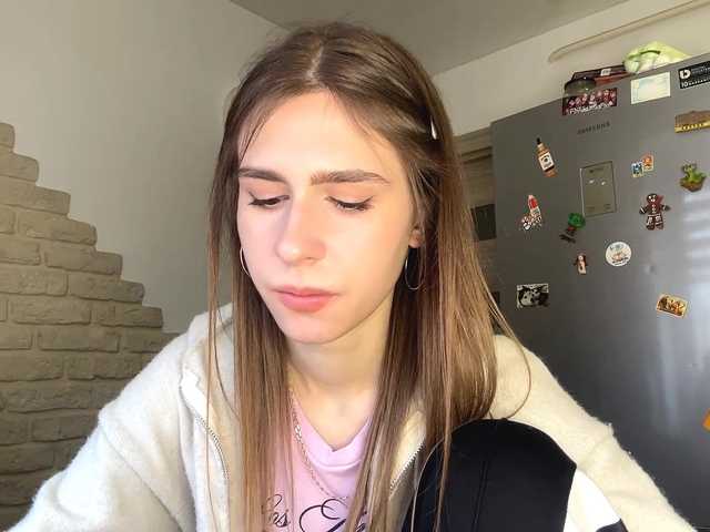 AshantiBadolato's BongaCams show and profile