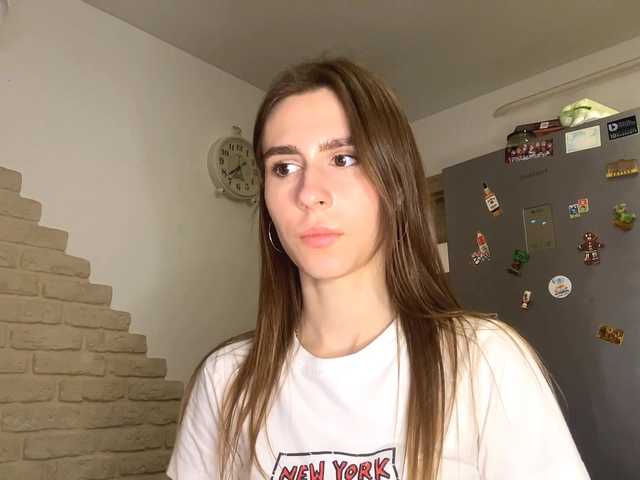 AshantiBadolato's BongaCams show and profile