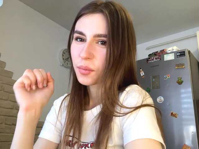 AshantiBadolato's BongaCams show and profile