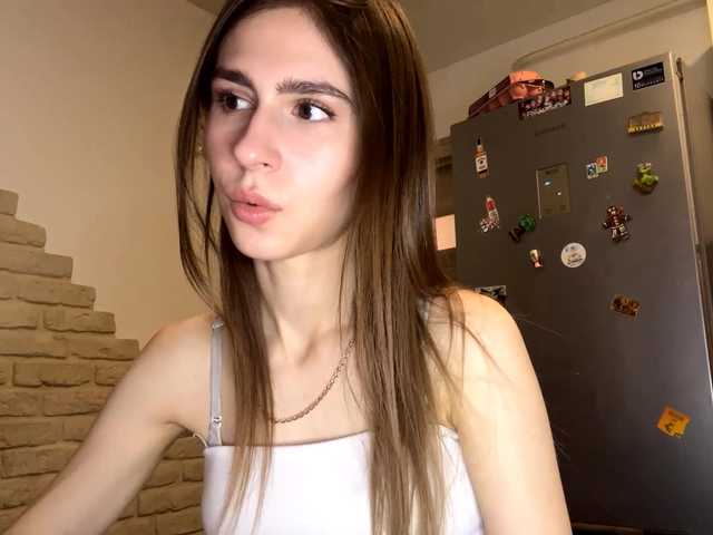 AshantiBadolato's BongaCams show and profile