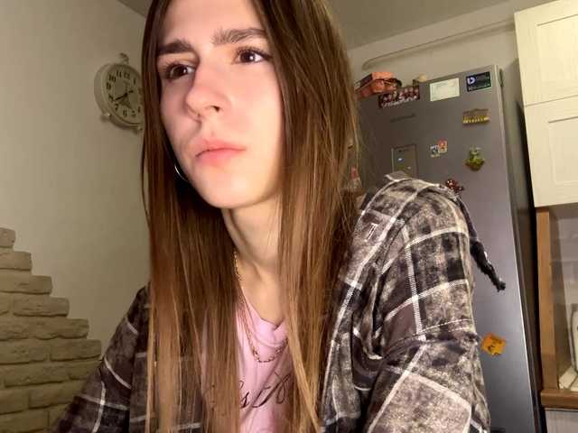 AshantiBadolato's BongaCams show and profile