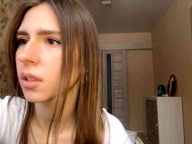 AshantiBadolato webcam