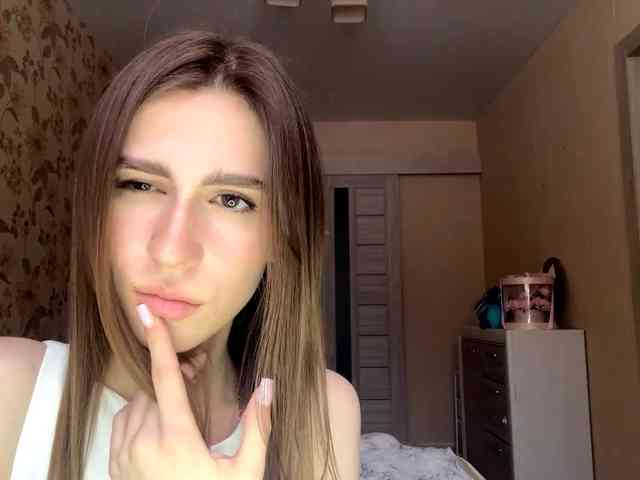 AshantiBadolato webcam