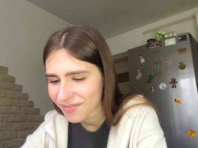 AshantiBadolato webcam