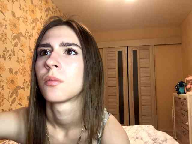 AshantiBadolato webcam