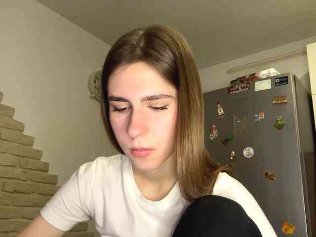 AshantiBadolato webcam