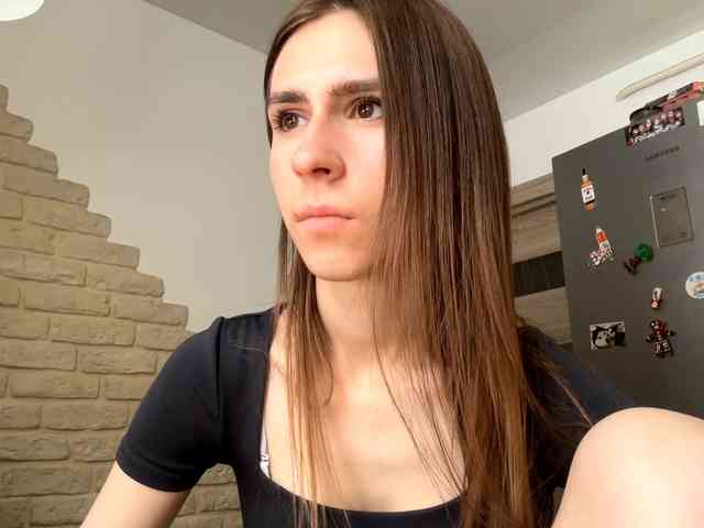 AshantiBadolato webcam