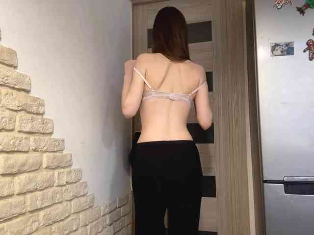 AshantiBadolato webcam