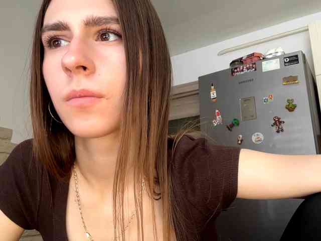 AshantiBadolato webcam