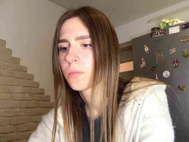 AshantiBadolato webcam