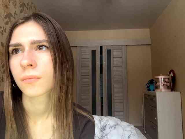 AshantiBadolato webcam