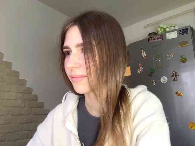 AshantiBadolato webcam