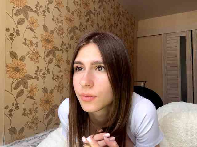 AshantiBadolato webcam