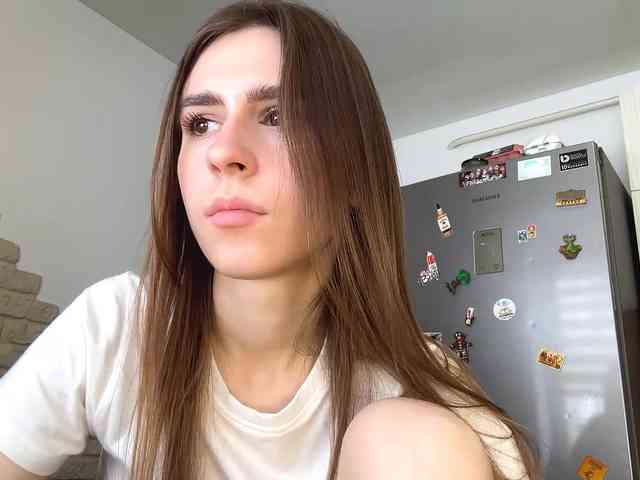 AshantiBadolato webcam