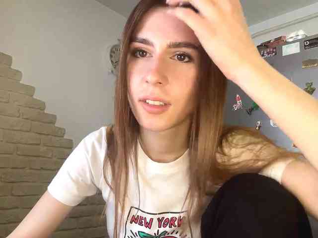 AshantiBadolato webcam