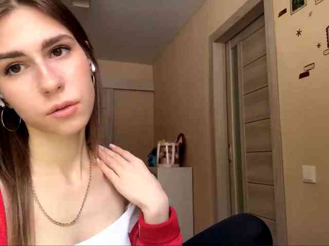 AshantiBadolato webcam