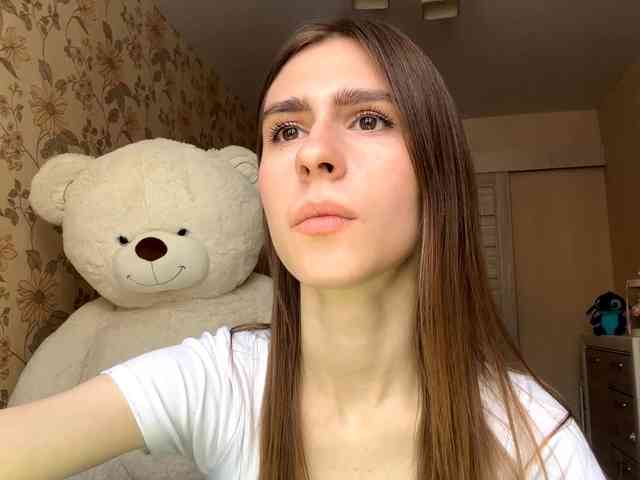 AshantiBadolato webcam