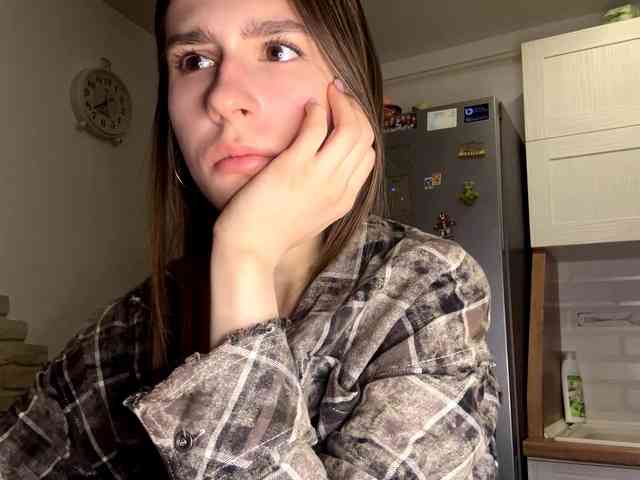 AshantiBadolato webcam