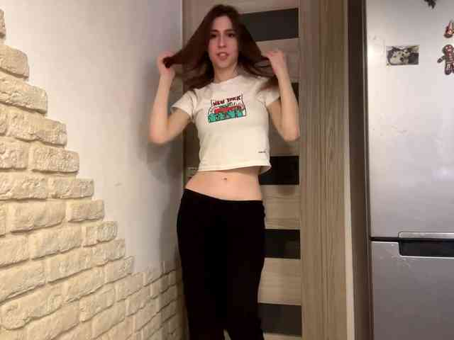 AshantiBadolato webcam