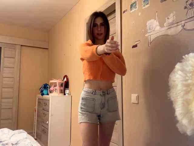 AshantiBadolato webcam