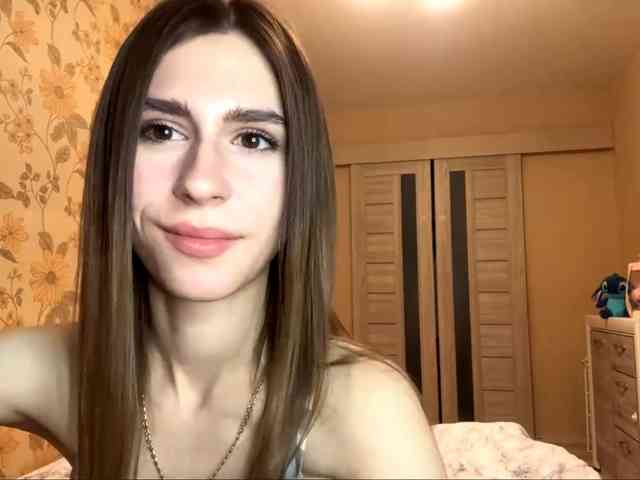 AshantiBadolato webcam