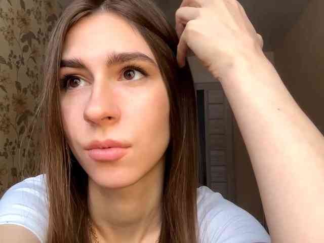 AshantiBadolato webcam