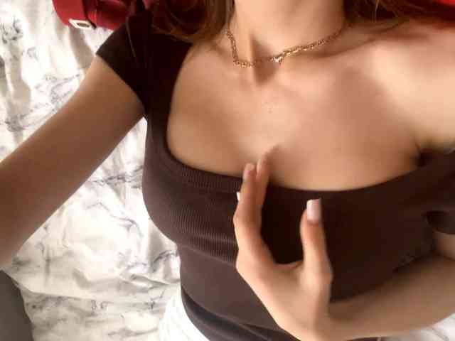 AshantiBadolato webcam